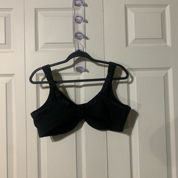 Unlined black bra with lace! - Picture 2 of 2